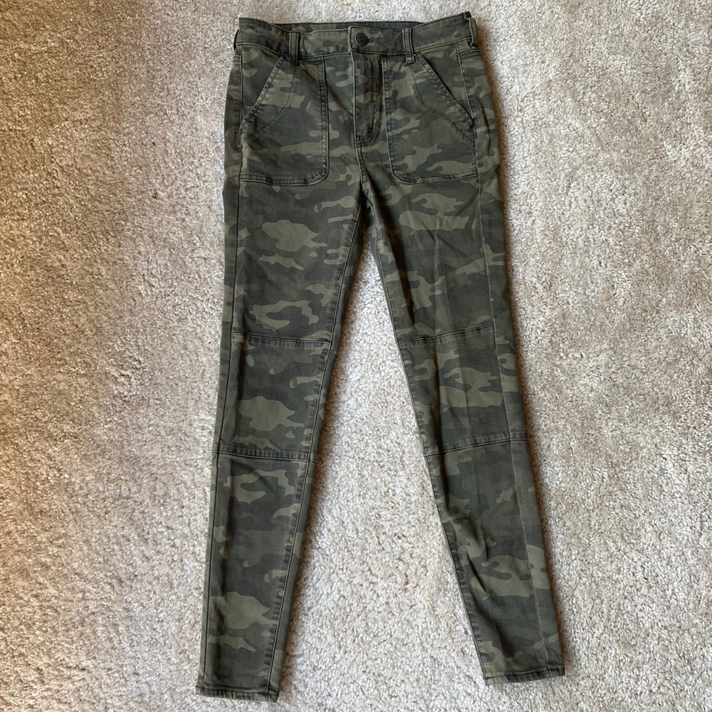 AE Super Stretch High-Rise Camo Jegging Size 6R